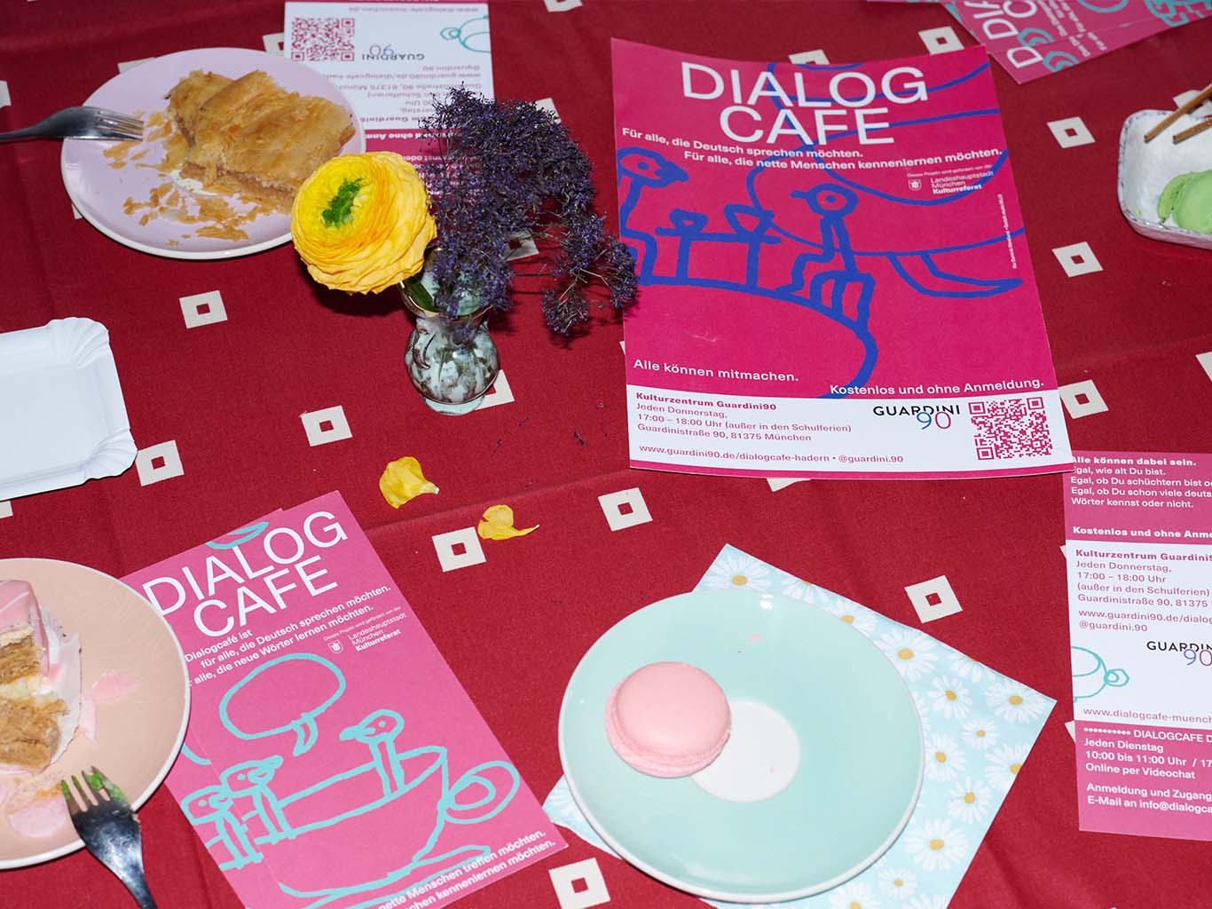 Drucksachen für das Dialog Cafe in München